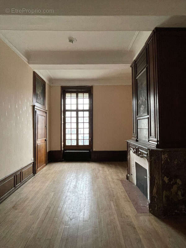 Appartement à GUISE