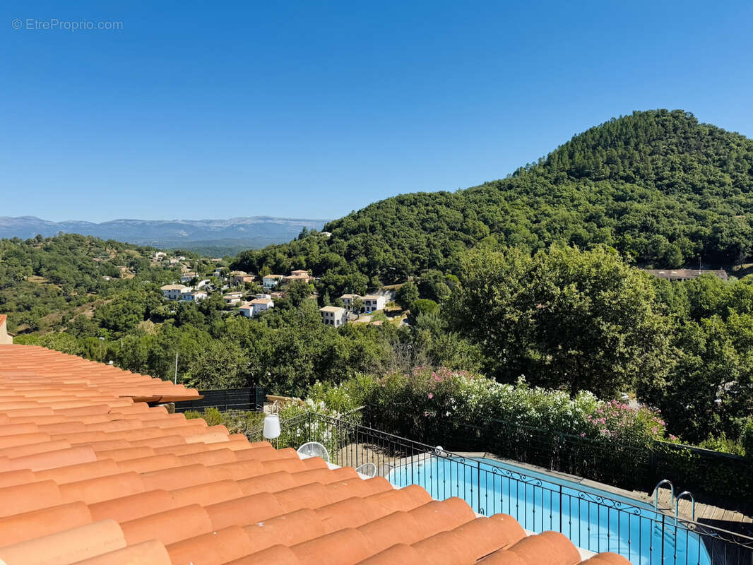 Maison à LES ADRETS-DE-L&#039;ESTEREL