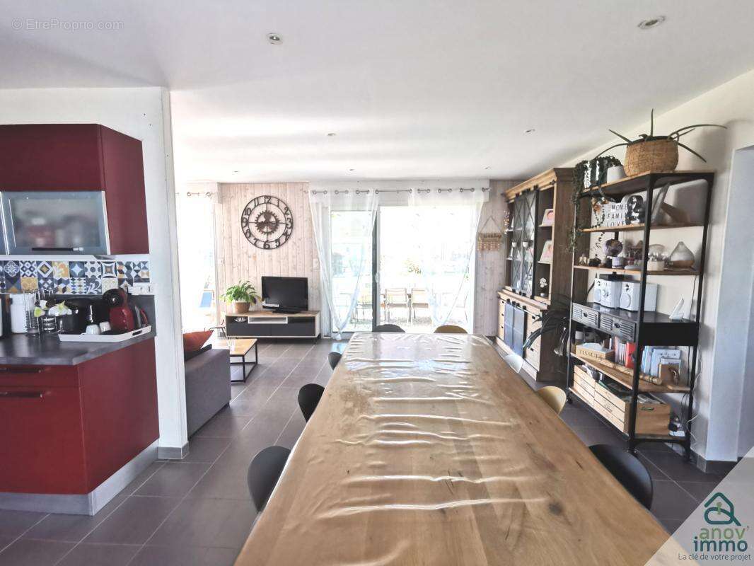 Maison à MERVENT
