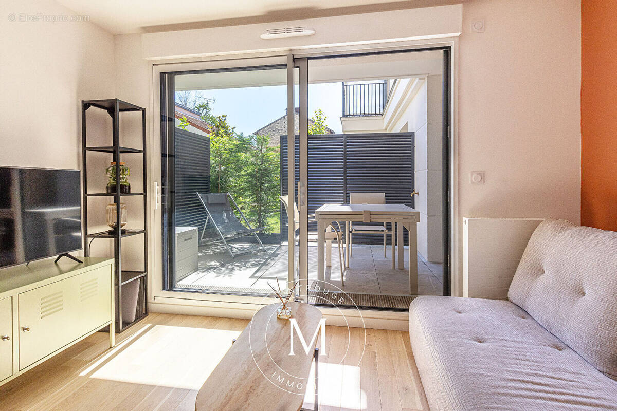 Appartement à MONTROUGE