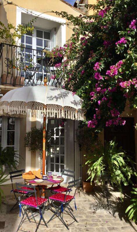 Maison à MEZE