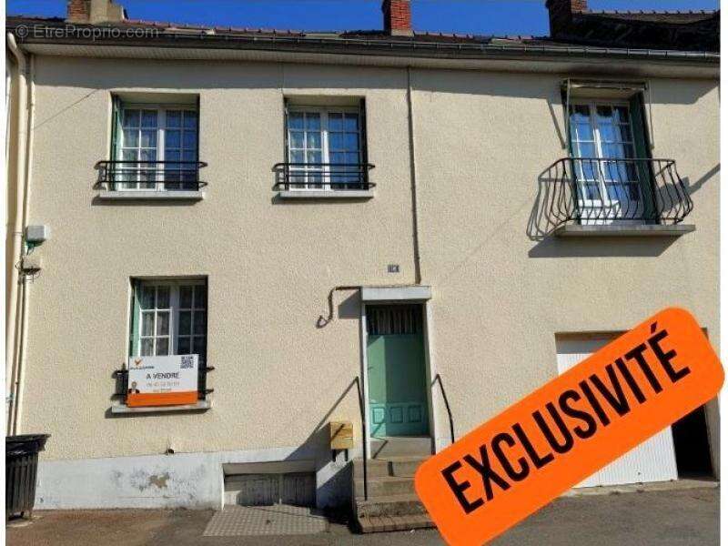 Maison à BAIN-DE-BRETAGNE