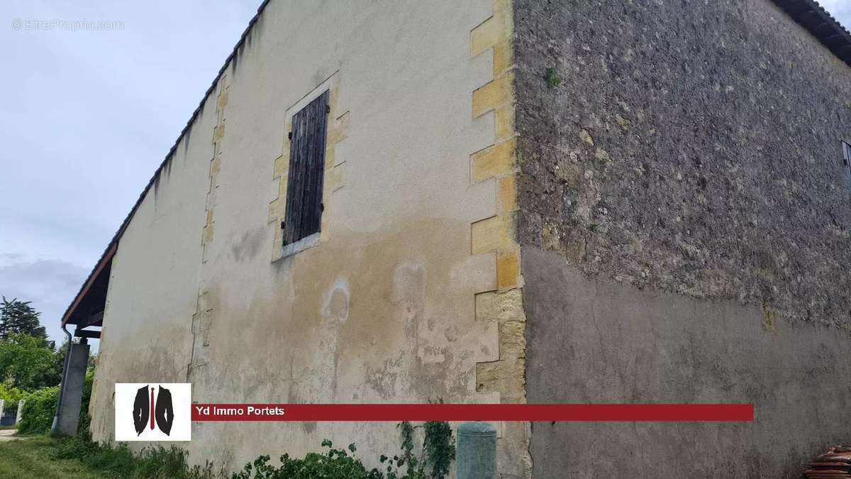 Maison à PORTETS
