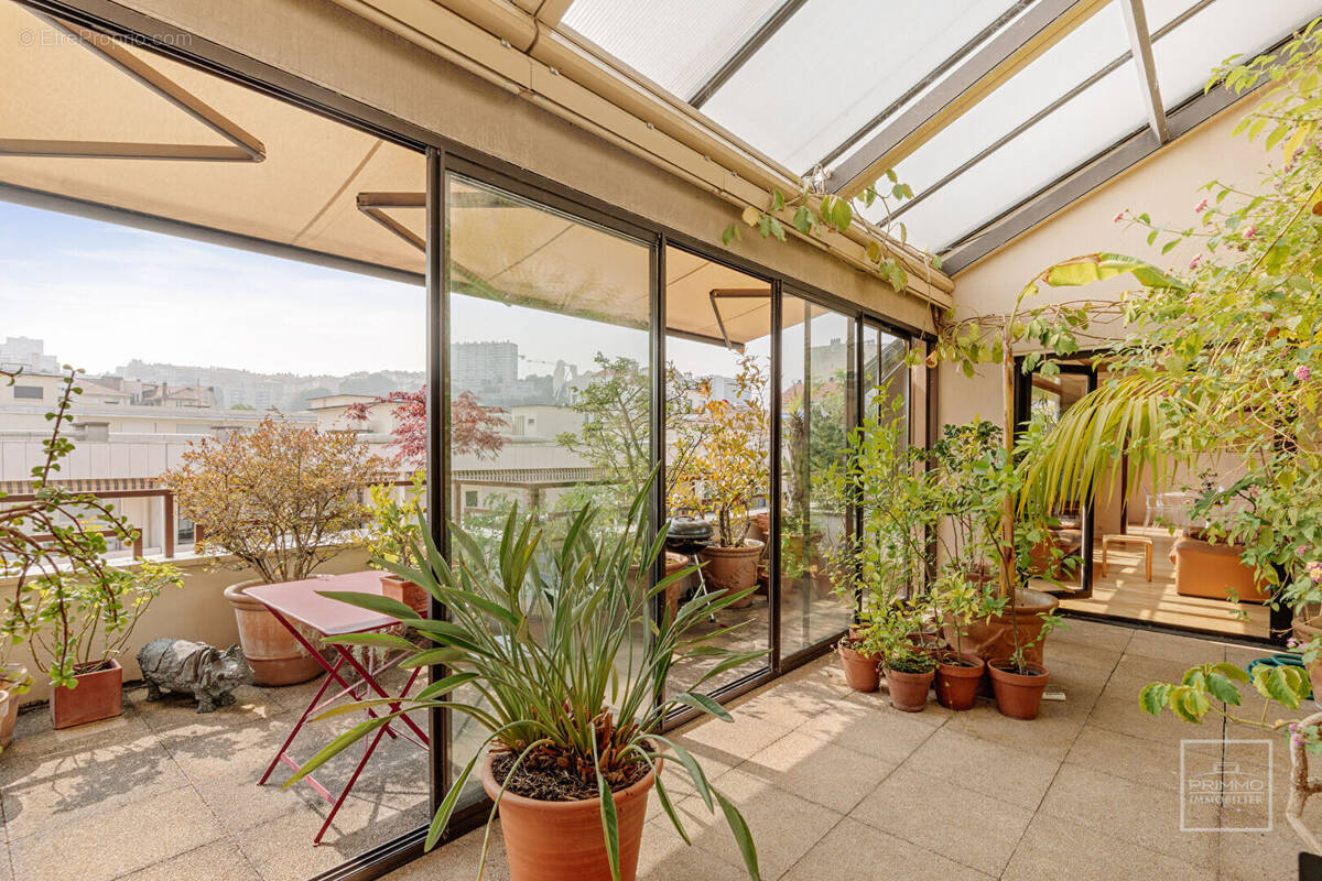 Appartement à LYON-6E