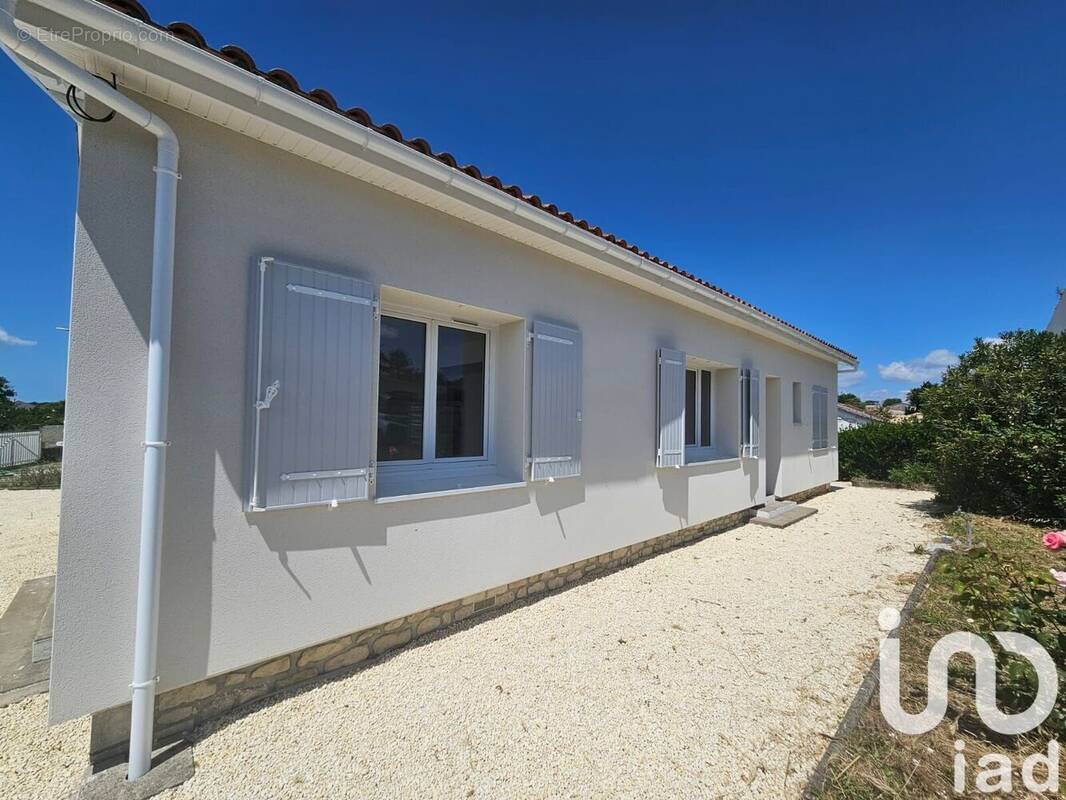Photo 1 - Maison à SAINT-SULPICE-DE-ROYAN