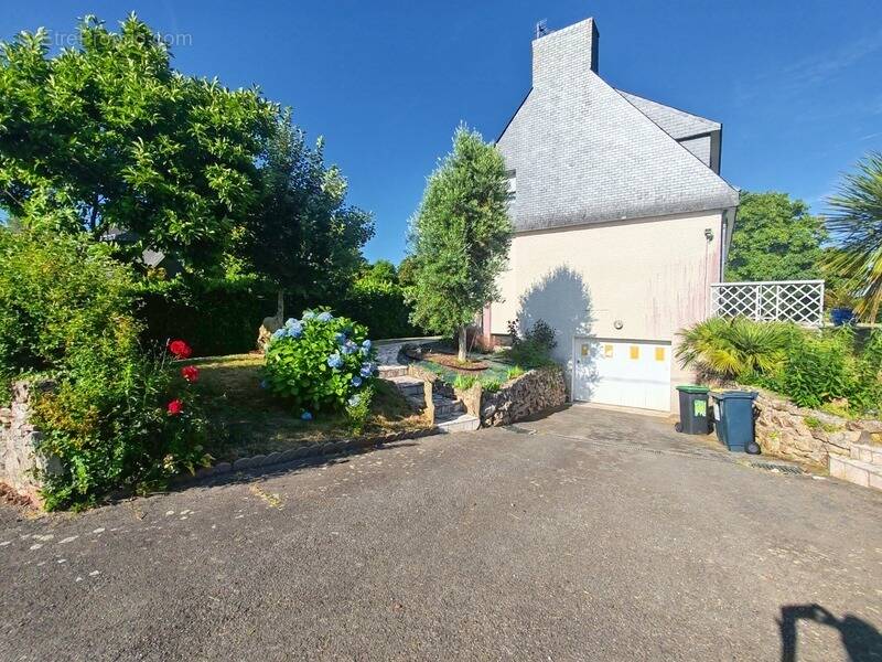 Maison à CAUDAN