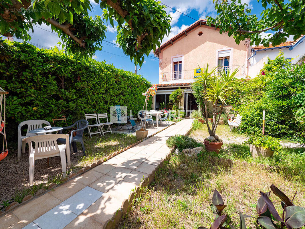 Maison à LE SOLER
