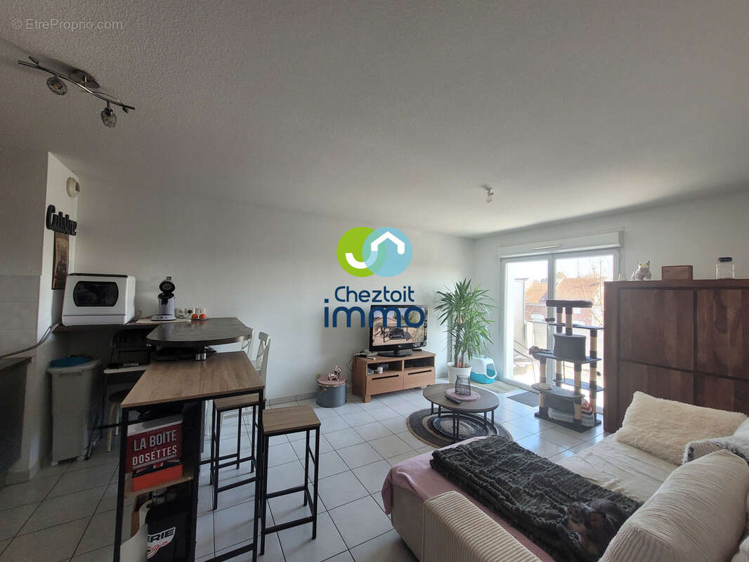 Appartement à CAUDRY