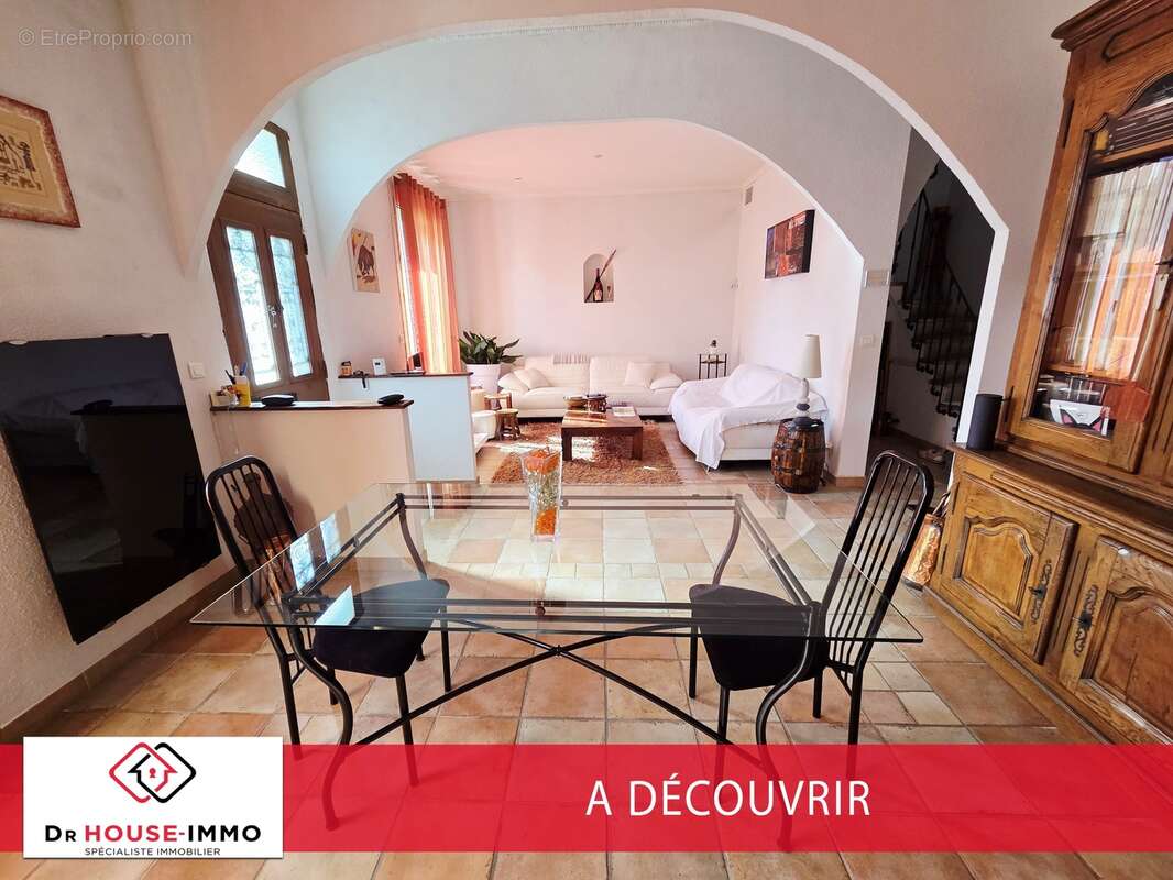 Maison à QUARANTE