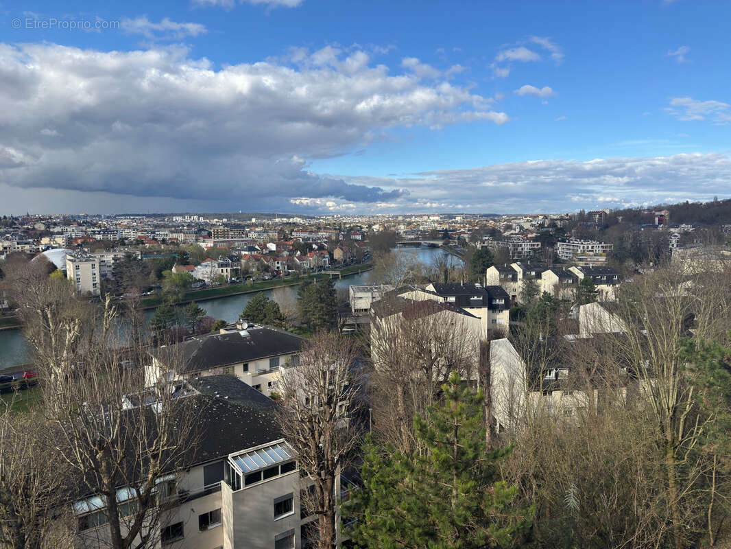 Appartement à BRY-SUR-MARNE