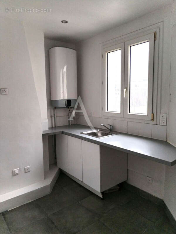Appartement à PARIS-19E