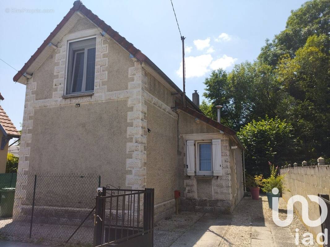 Photo 1 - Maison à TROYES