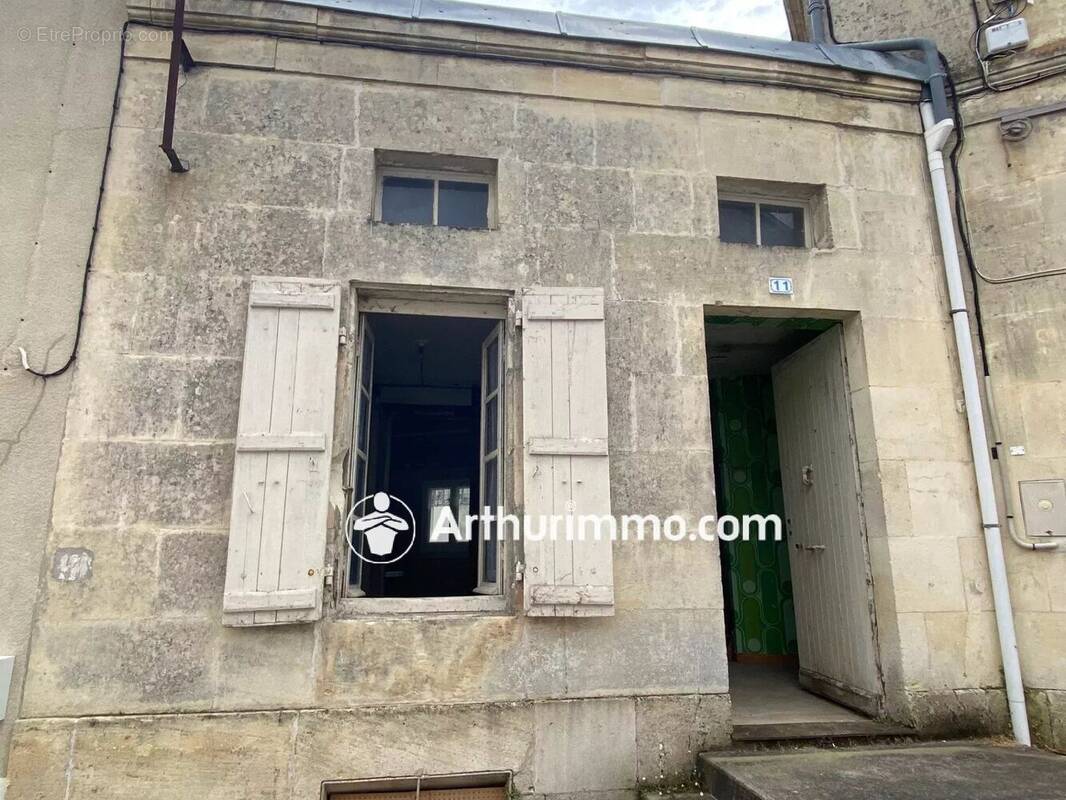 Maison à MATHA