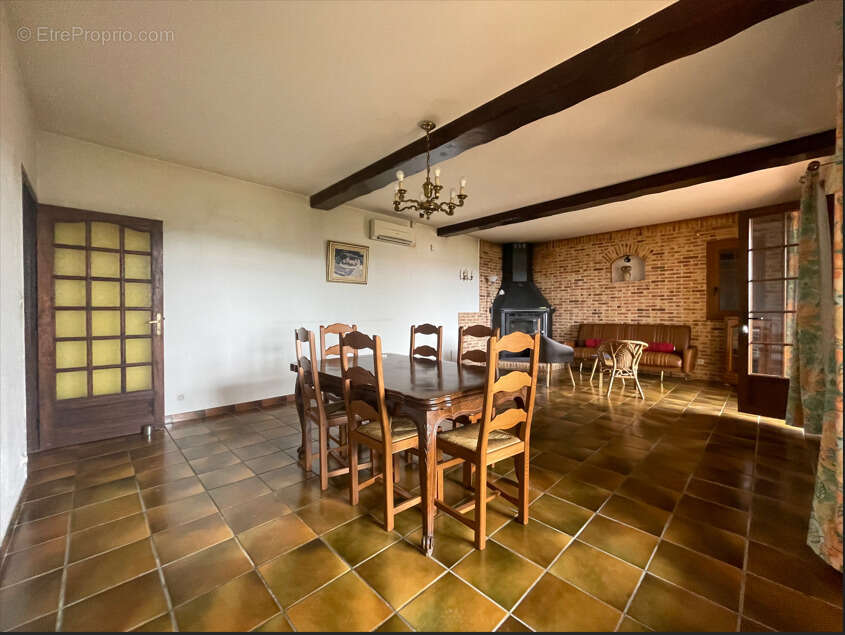 Maison à SAINT-MAXIMIN