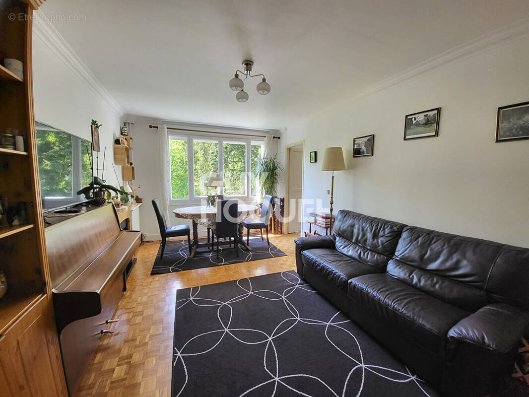 Appartement à BOUGIVAL