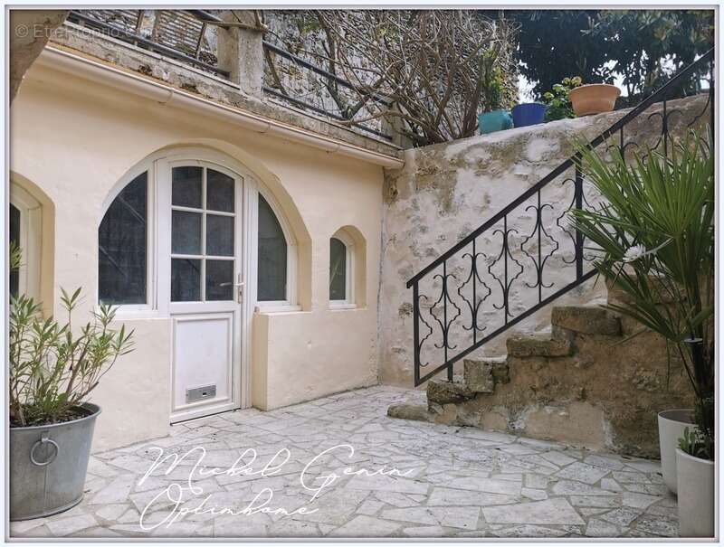 Maison à COURDIMANCHE
