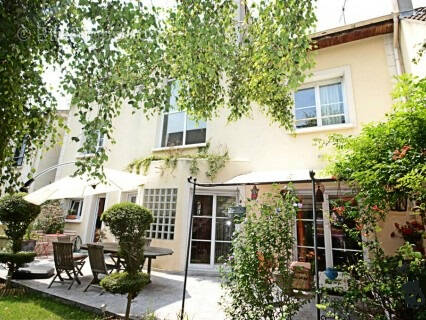 Maison à LES LILAS