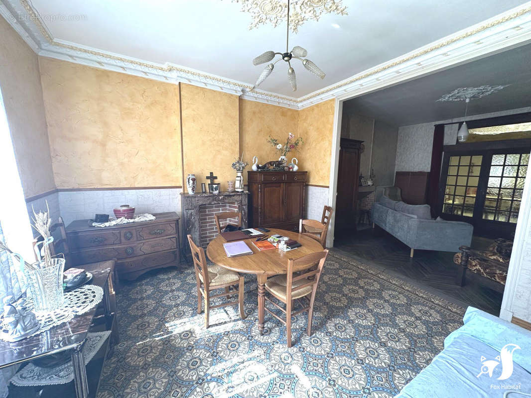 Maison à GOUZEAUCOURT