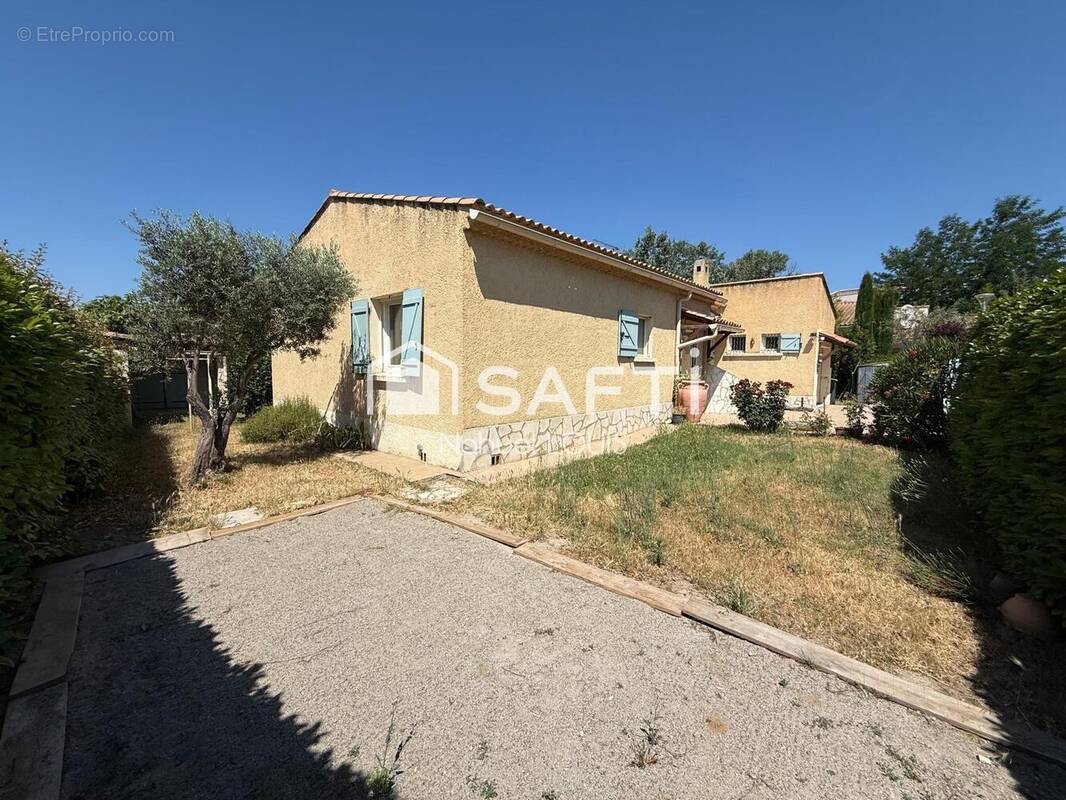 Photo 1 - Maison à LAMBESC