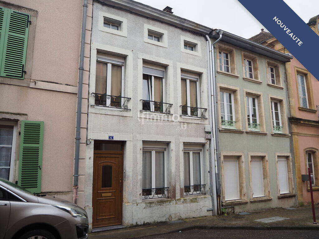 Maison à MORHANGE