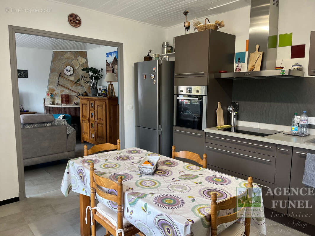 Maison à SERANON