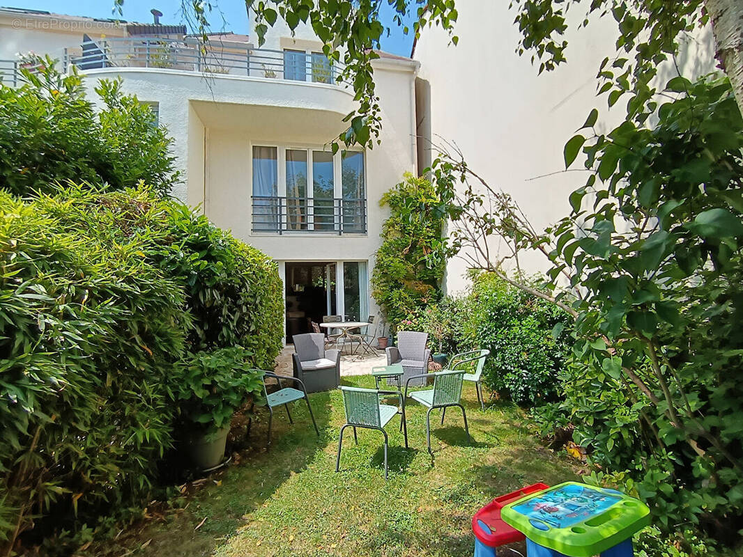 Appartement à CHAVILLE