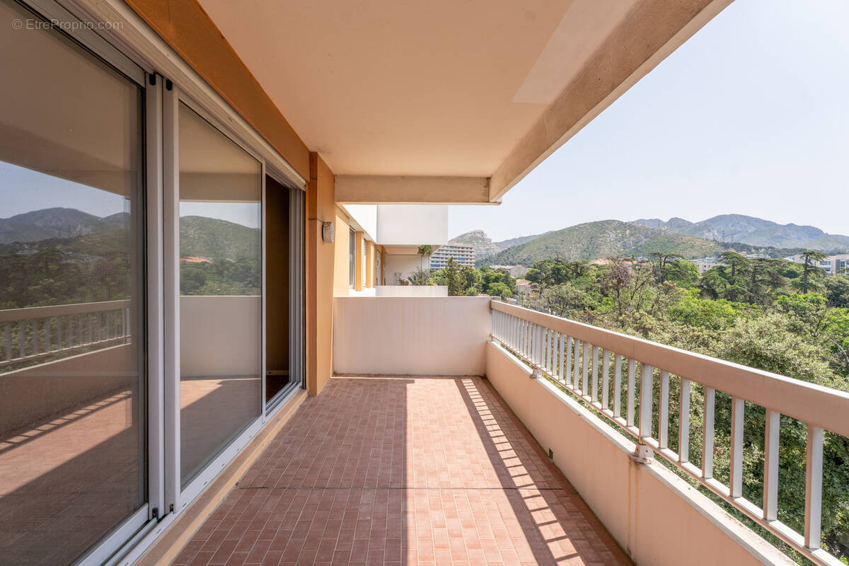 Appartement à MARSEILLE-9E