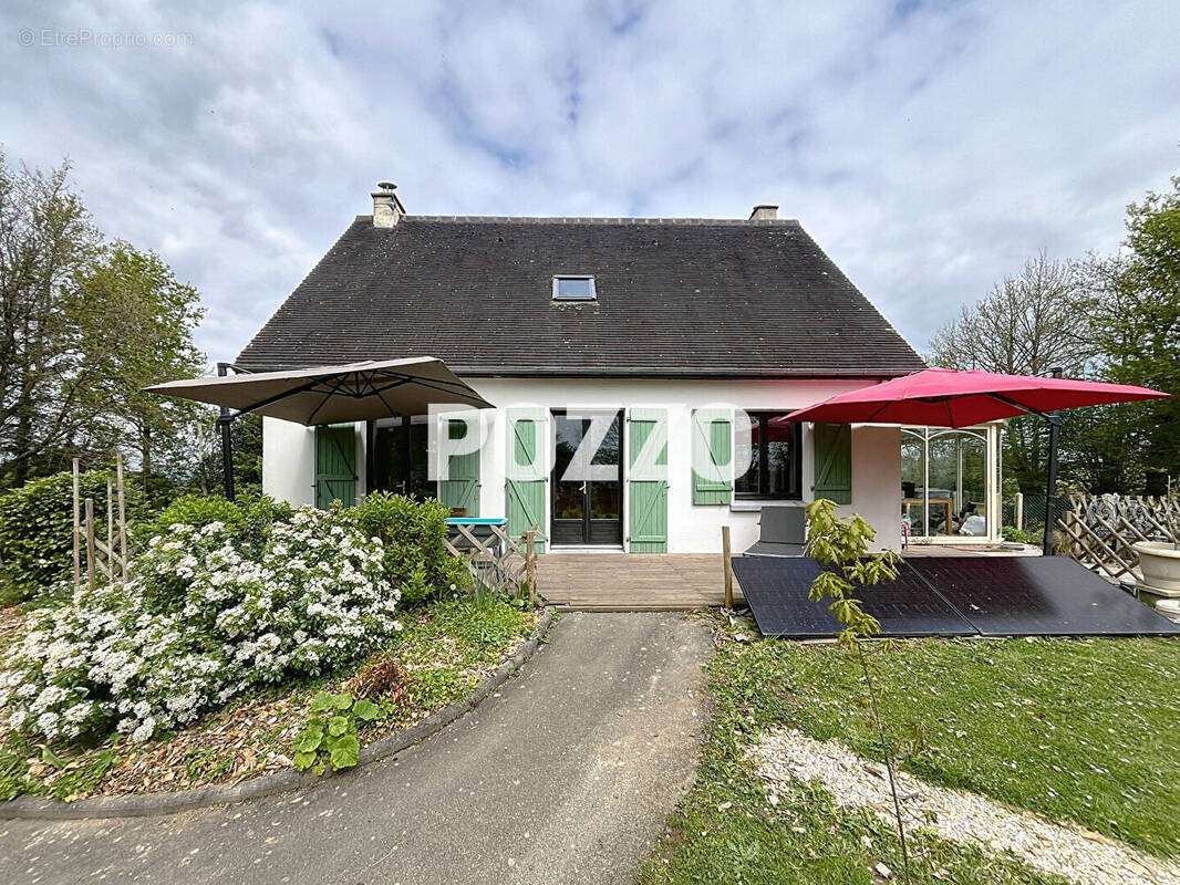 Maison à MORTAIN