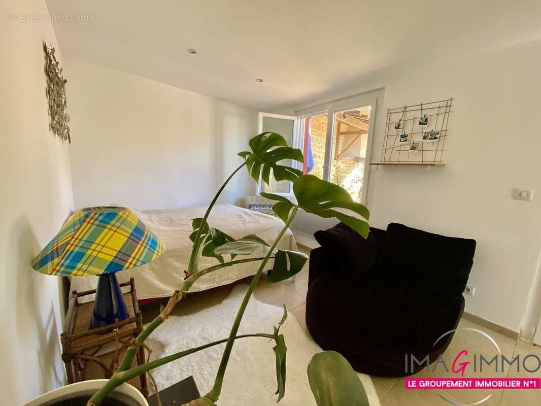 Appartement à AIGUES-VIVES