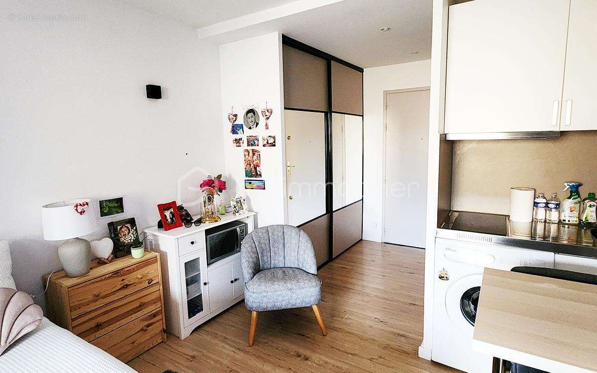 Appartement à LA LONDE-LES-MAURES