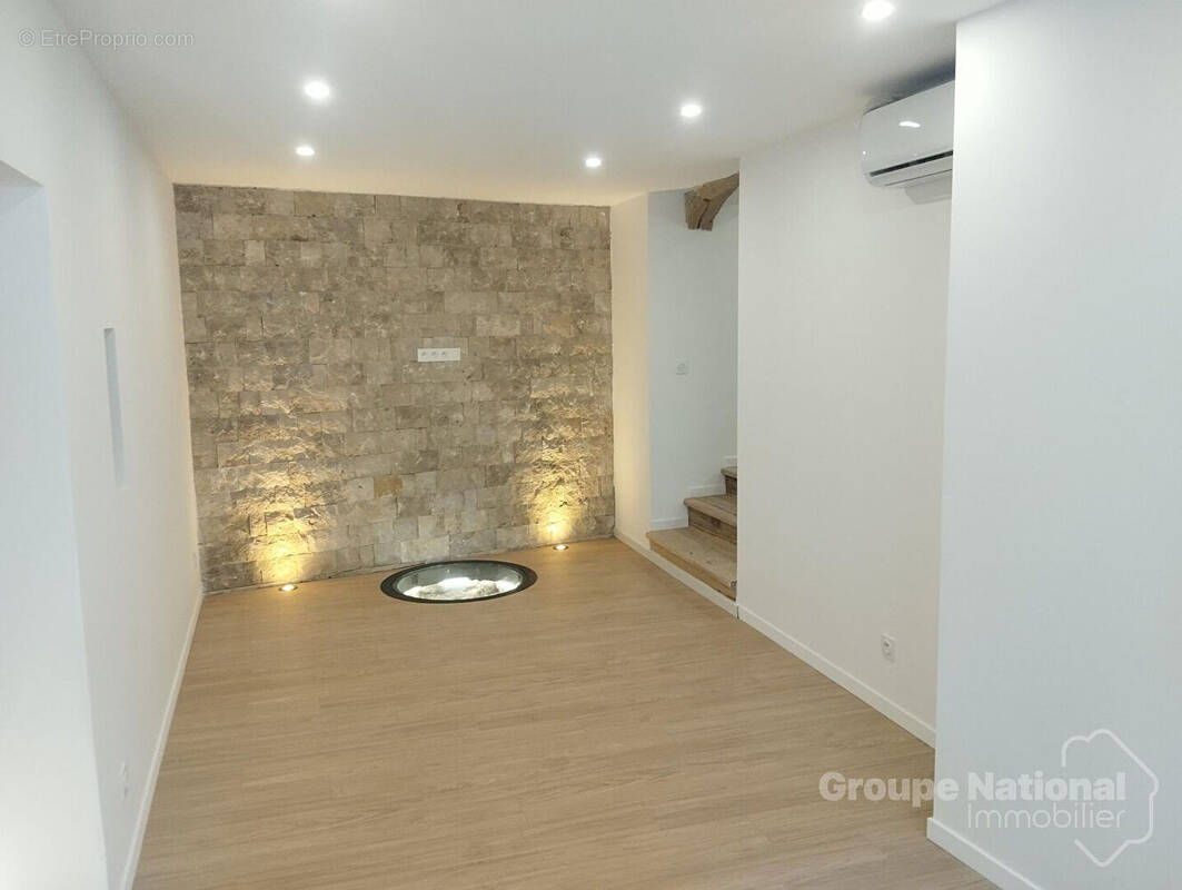 Appartement à SALON-DE-PROVENCE