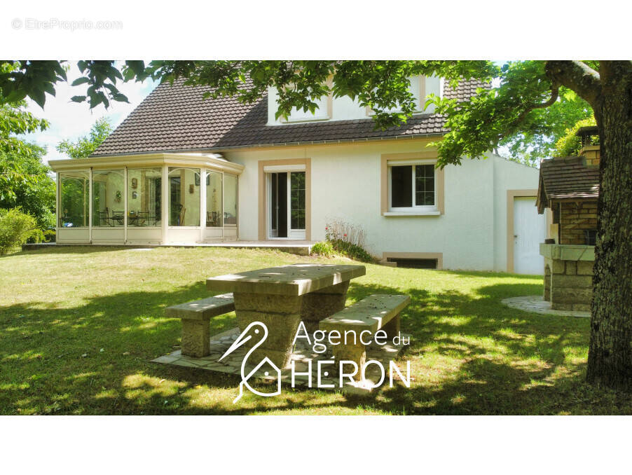 Maison à NEMOURS