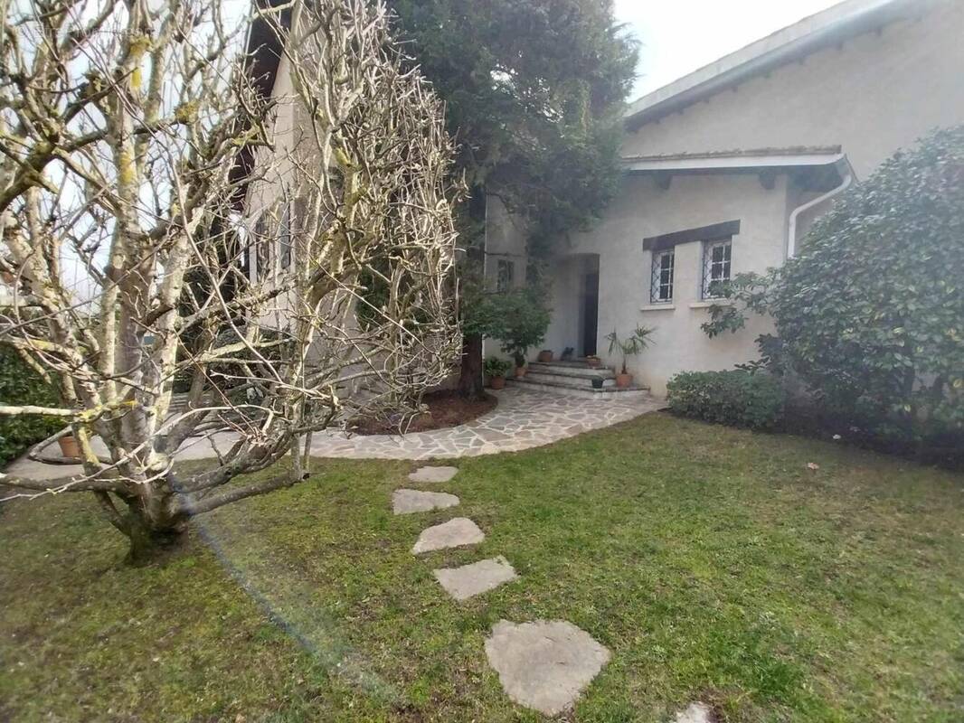 Photo 1 - Maison à AUSSILLON
