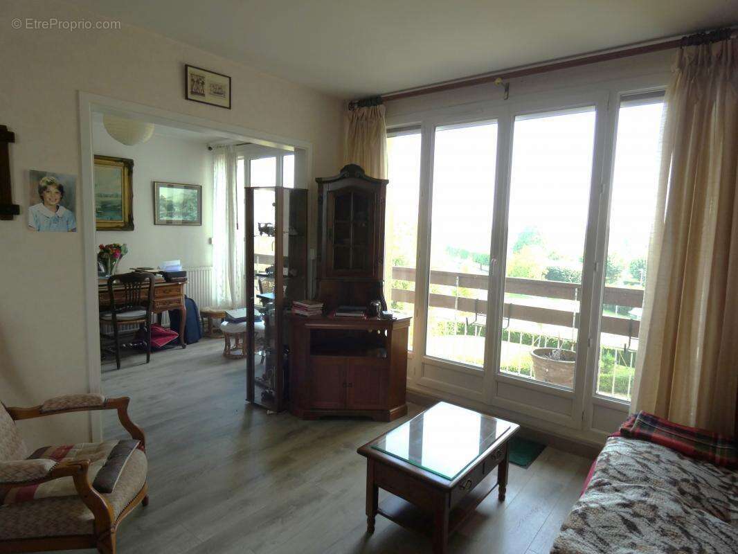 Appartement à PONTOISE