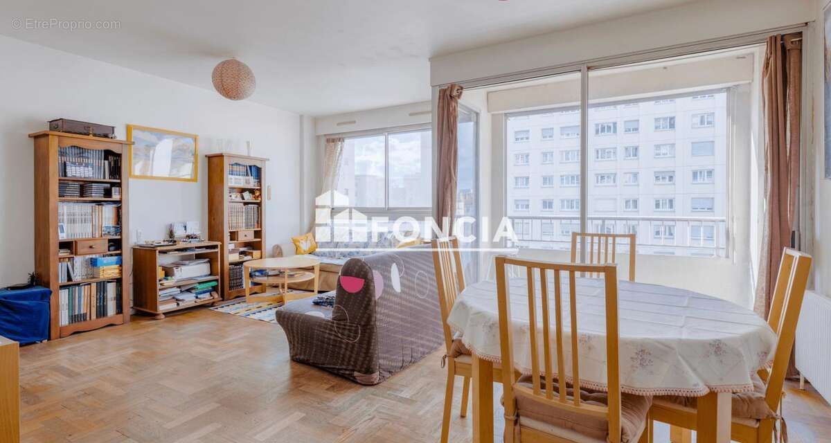 Appartement à LYON-6E