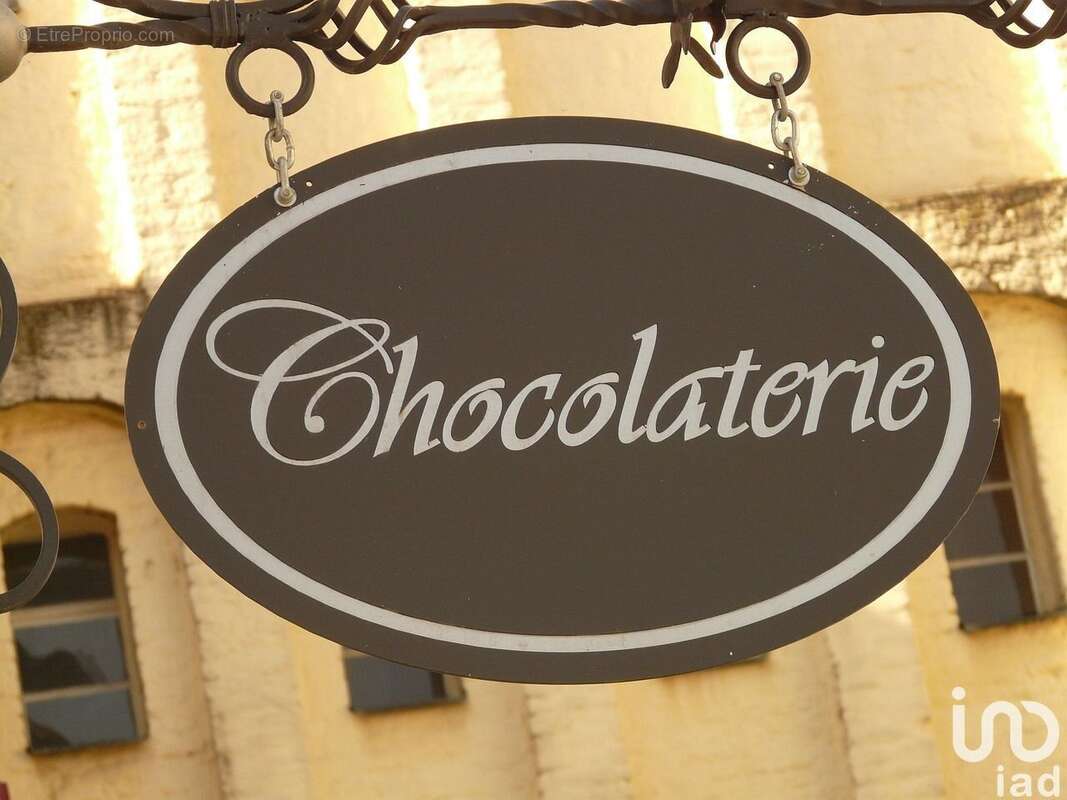 Photo 2 - Commerce à ARTEMARE