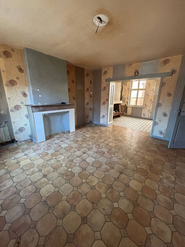 Maison à LOURCHES