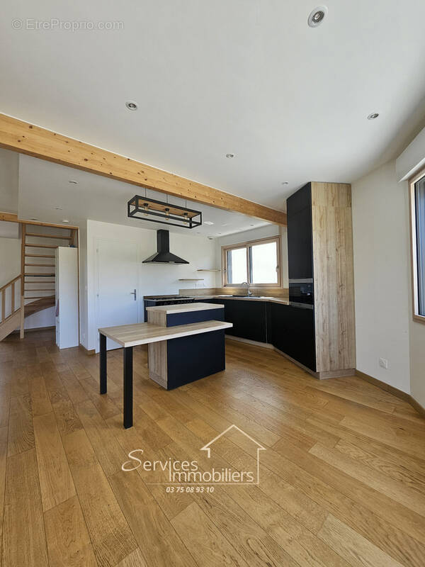 Maison à NAOURS