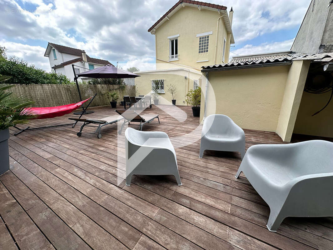 Maison à ANDILLY