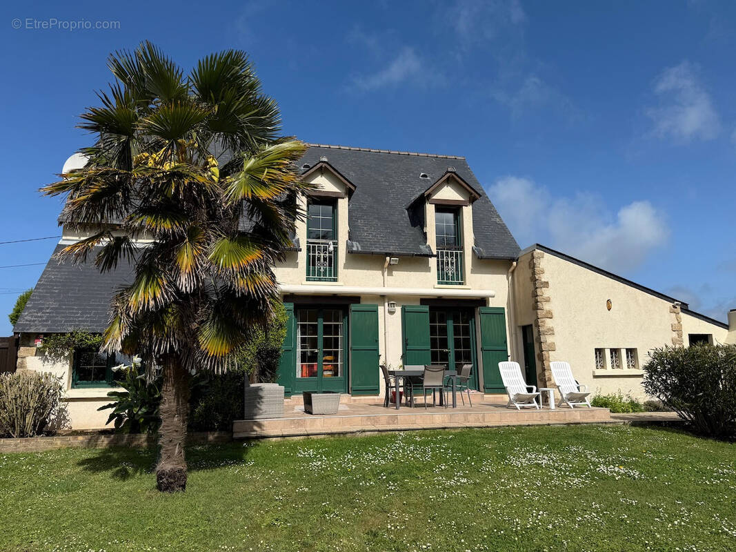 Maison à LE POULIGUEN