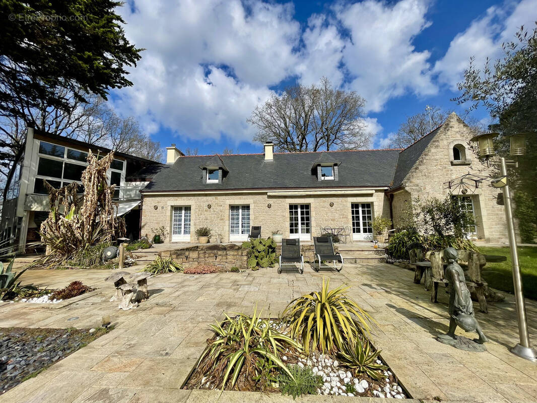 Maison à NOYALO