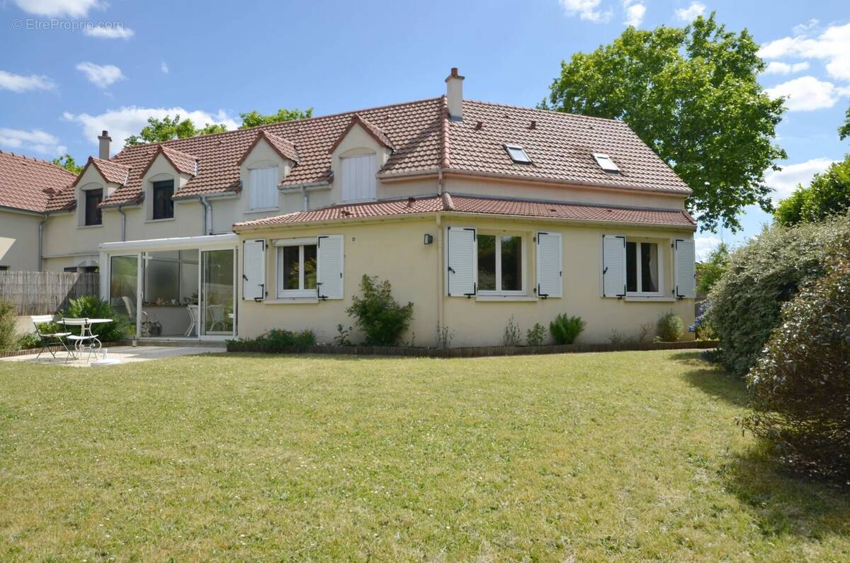 Maison à CROISSY-SUR-SEINE