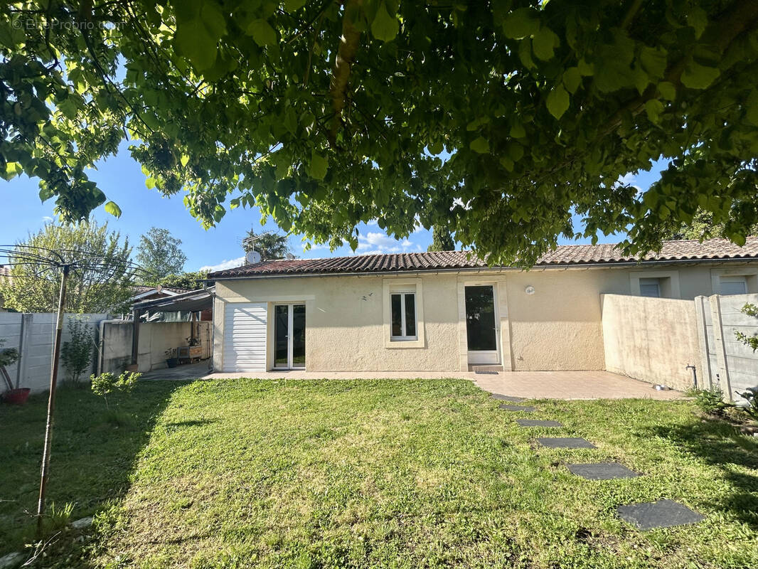 Maison à LE TAILLAN-MEDOC