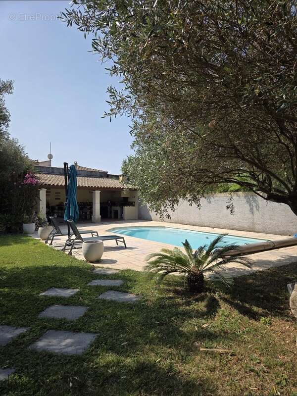 Maison à VILLETELLE