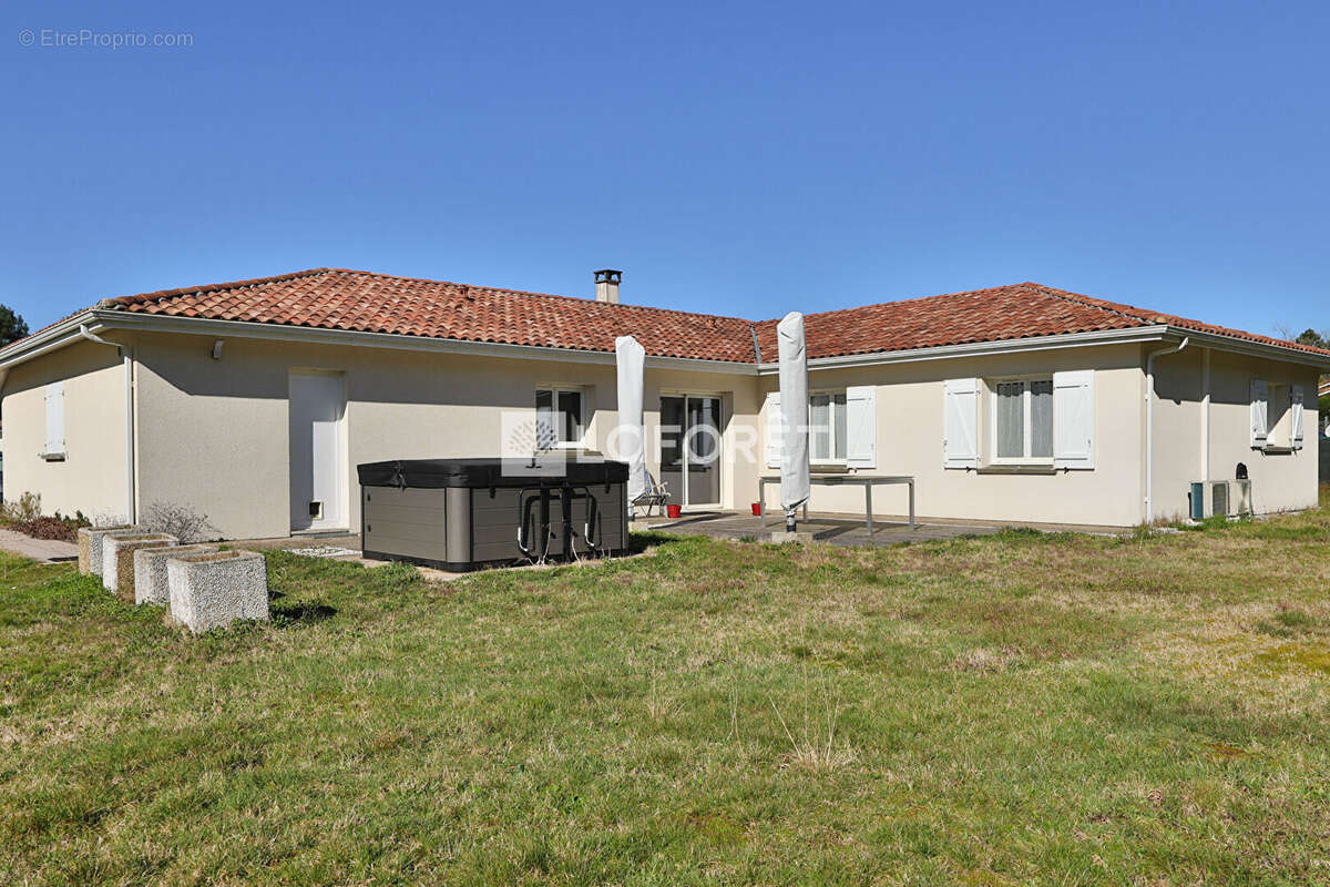 Maison à PONTENX-LES-FORGES