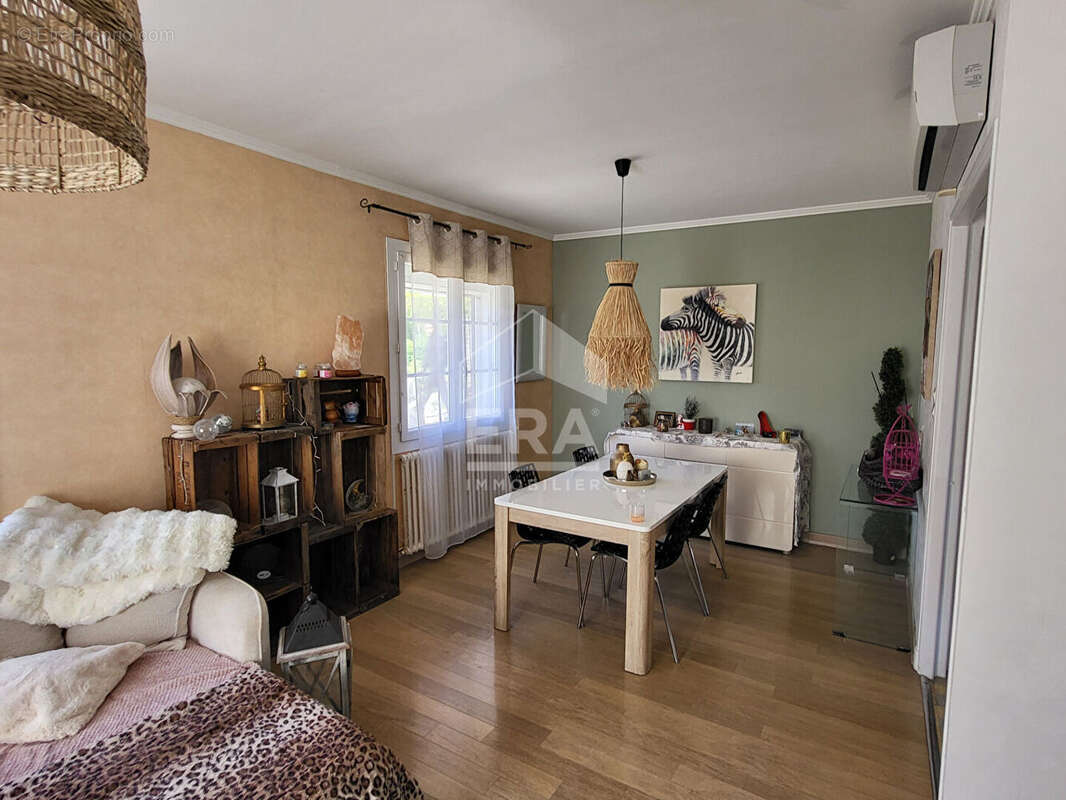 Maison à CHATEAU-ARNOUX-SAINT-AUBAN