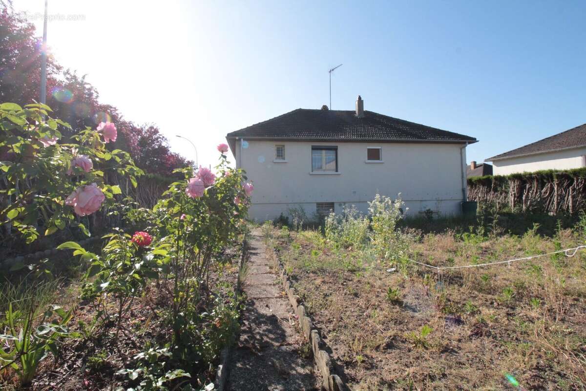 Maison à CHOISY-AU-BAC