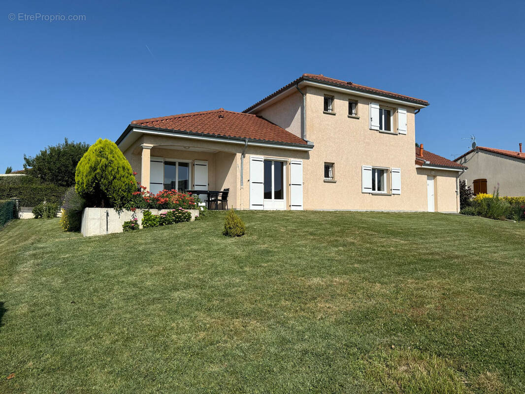 Maison à BELLERIVE-SUR-ALLIER