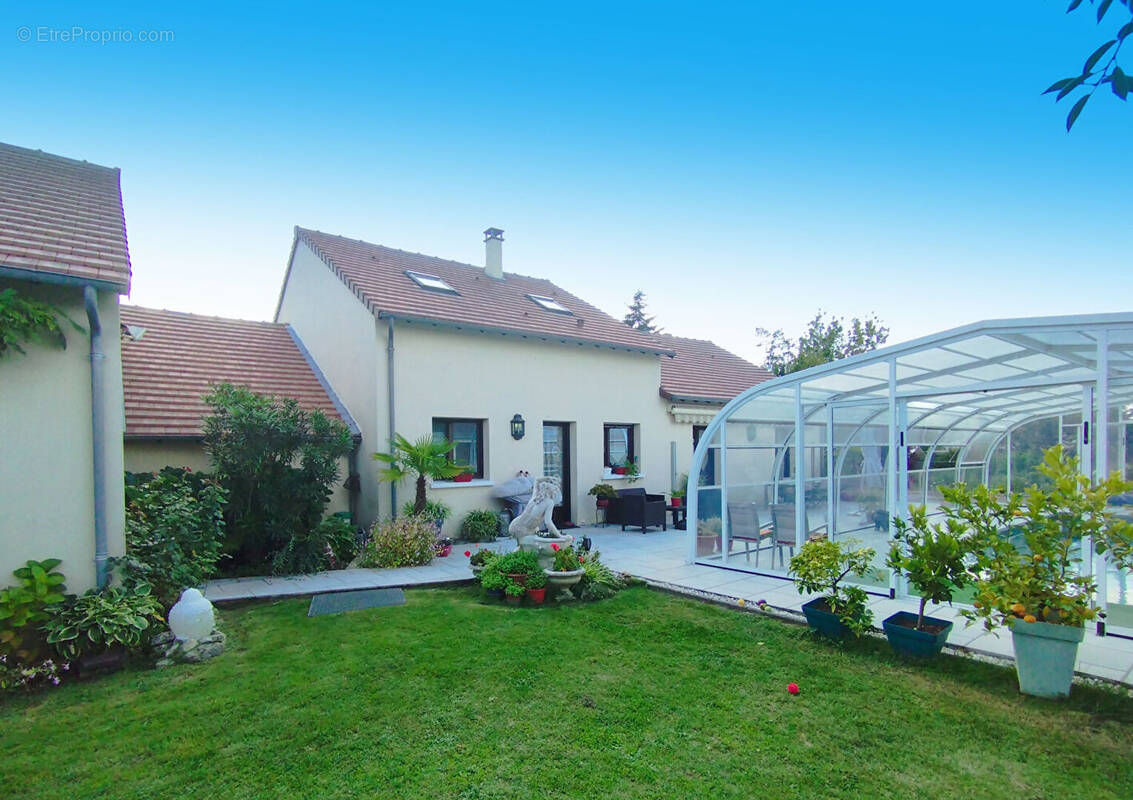 Maison à CHATELLERAULT