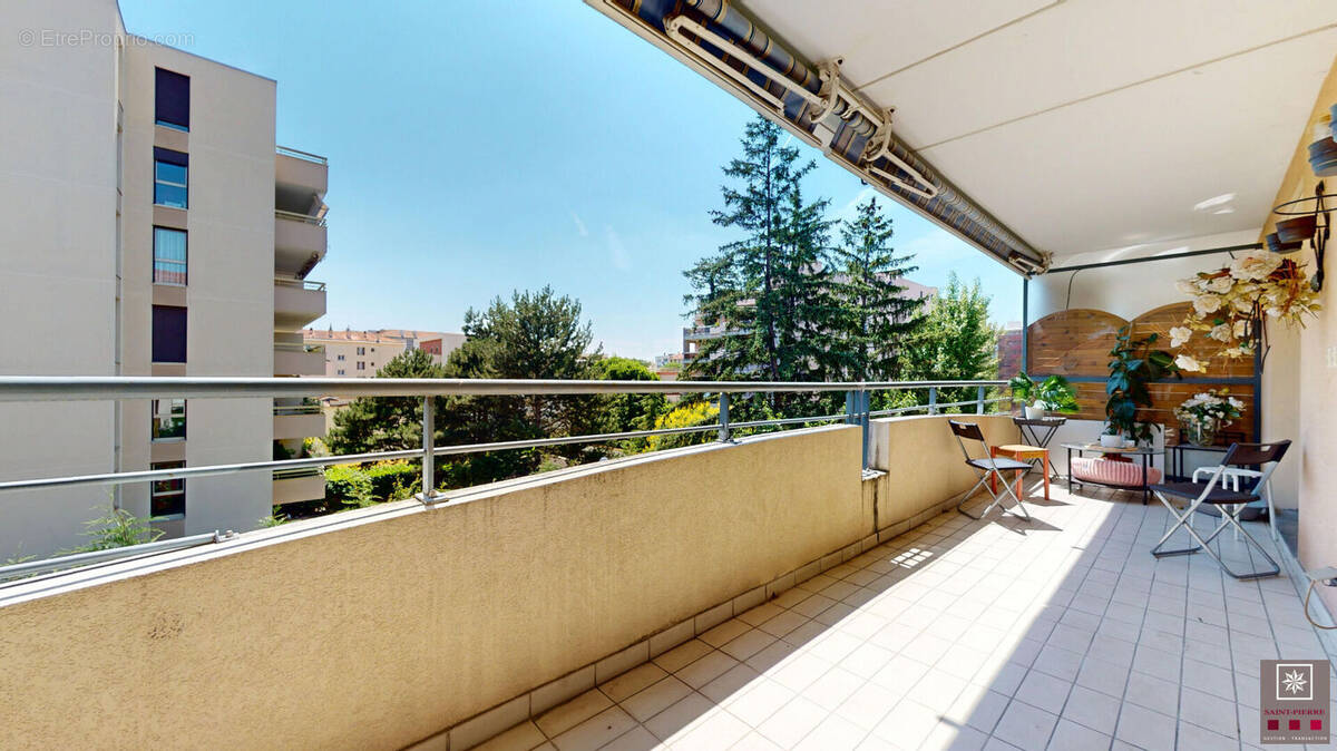 Appartement à LYON-3E